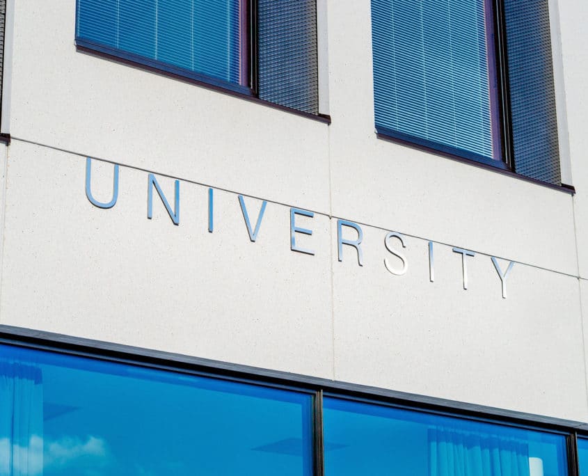 Façade université 2000 px